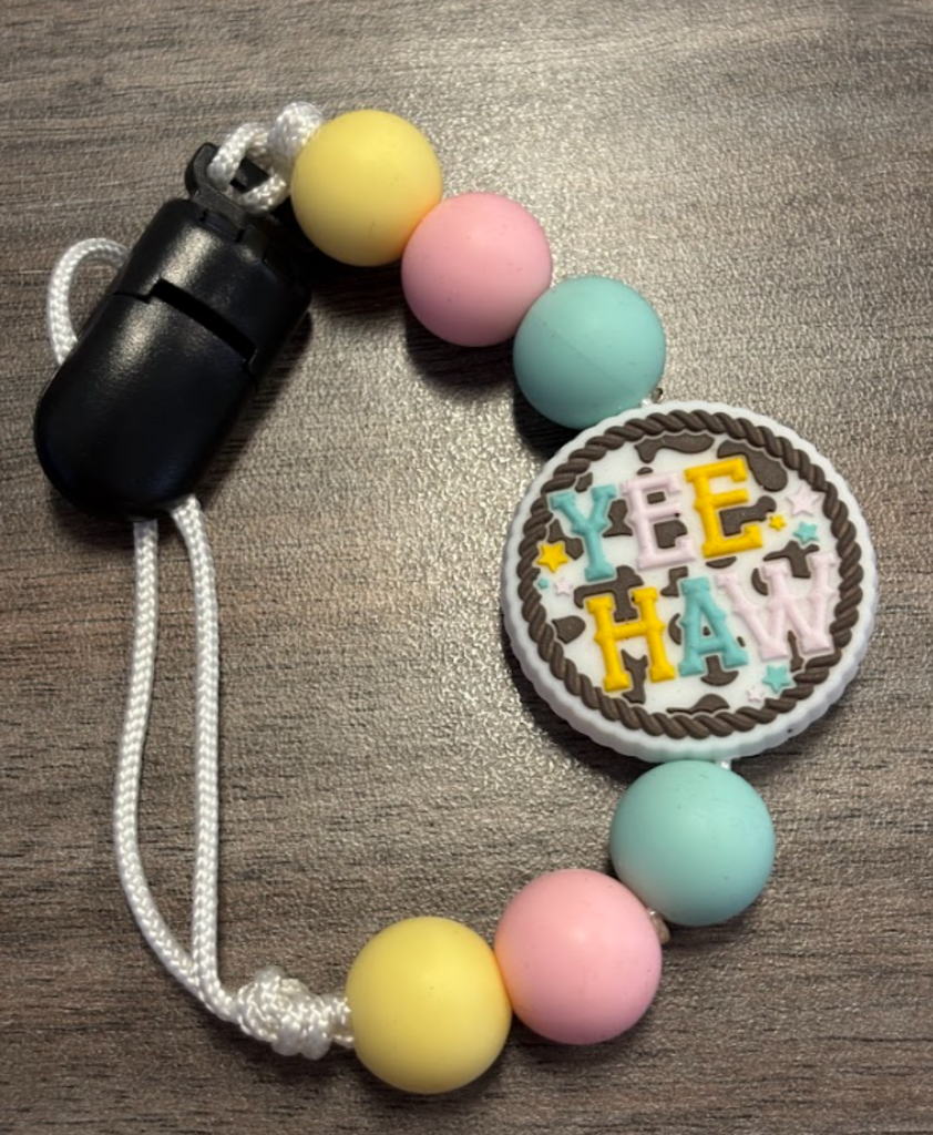 Yee-haw paci clip