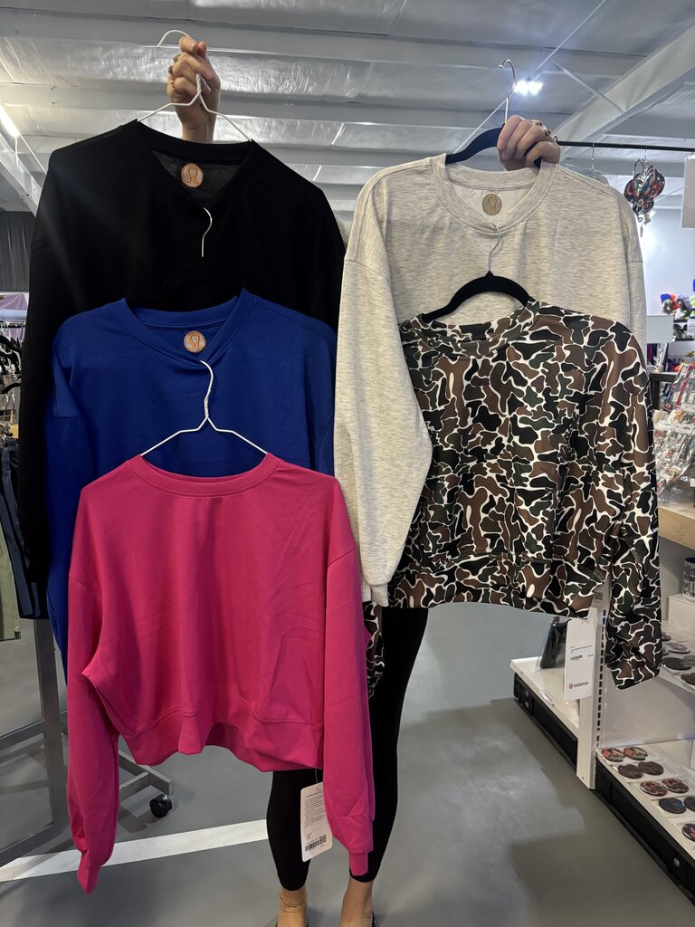 Lulu Cropped Sweatshirt