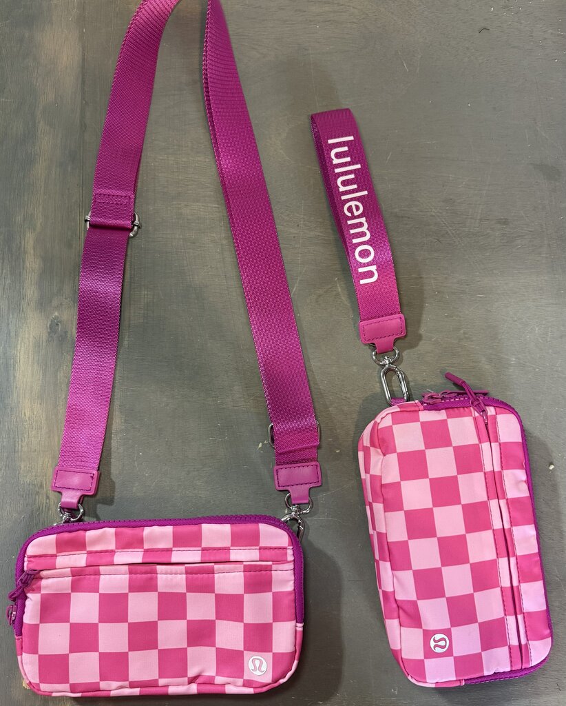 Lulu Crossbody with wristlet