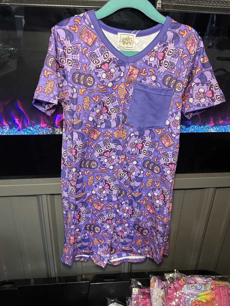 K Pop Car Nightgown