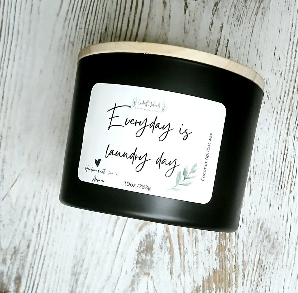Laundry day candle