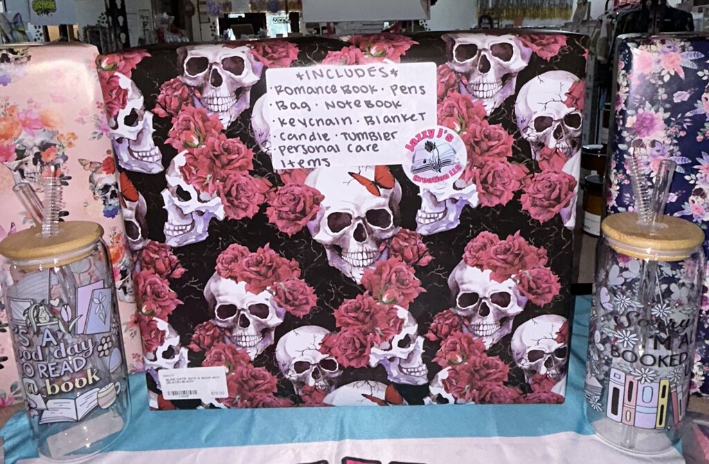BLIND DATE WITH A BOOK BOX (BLACK)