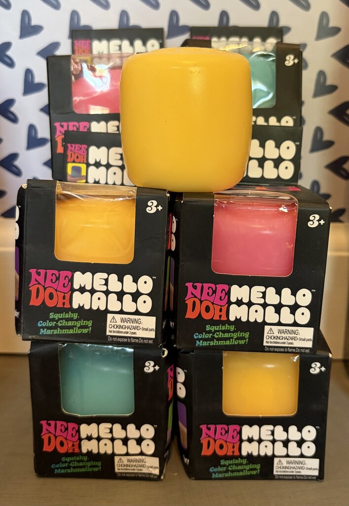 Mello Mallo Squish (various colors)