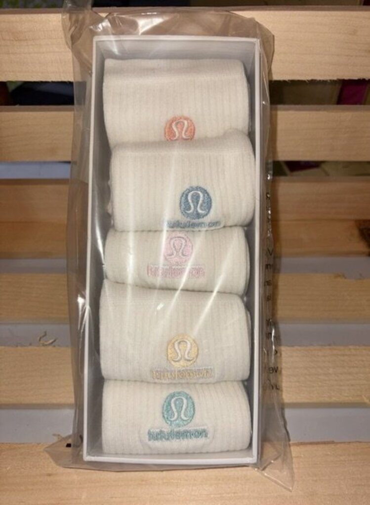 Lululemon Socks Women's Mid Calf 5 pack