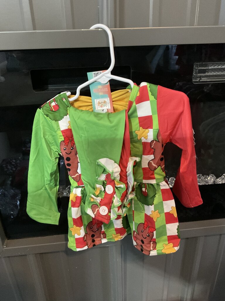 Gingerbread Bow Back Set