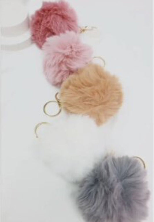 FUR POM POM KEYCHAIN