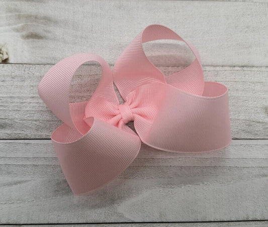 Bow - Pink - Medium