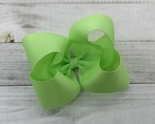 Bow - Soft Green - Medium