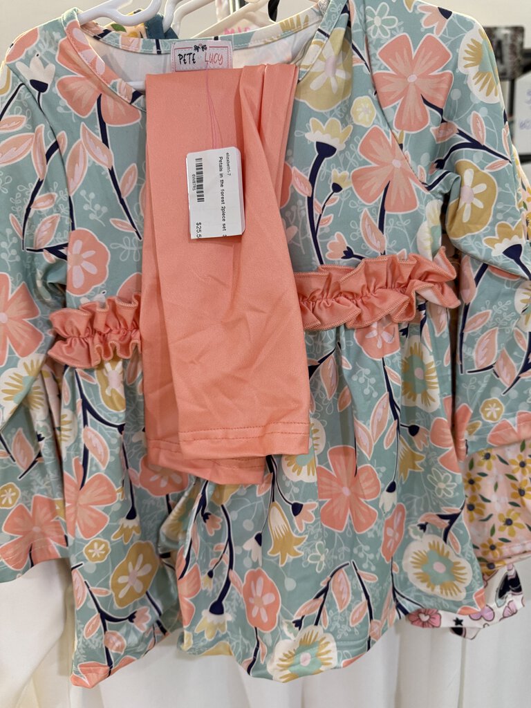 Petals in the forest 2piece set