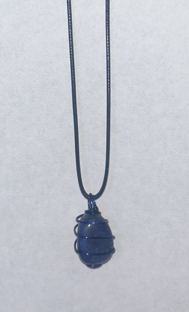 Blue Dyed Quartz - blue wire 1