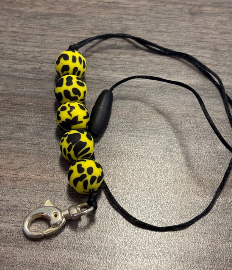 Yellow spot lanyardd