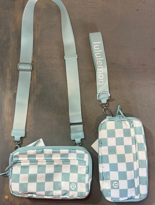 Lulu Crossbody with wristlet