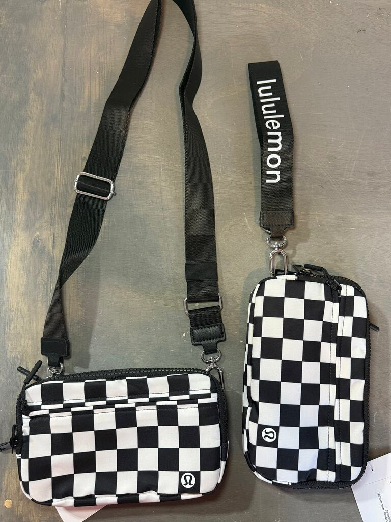 Lulu Crossbody with wristlet wallet