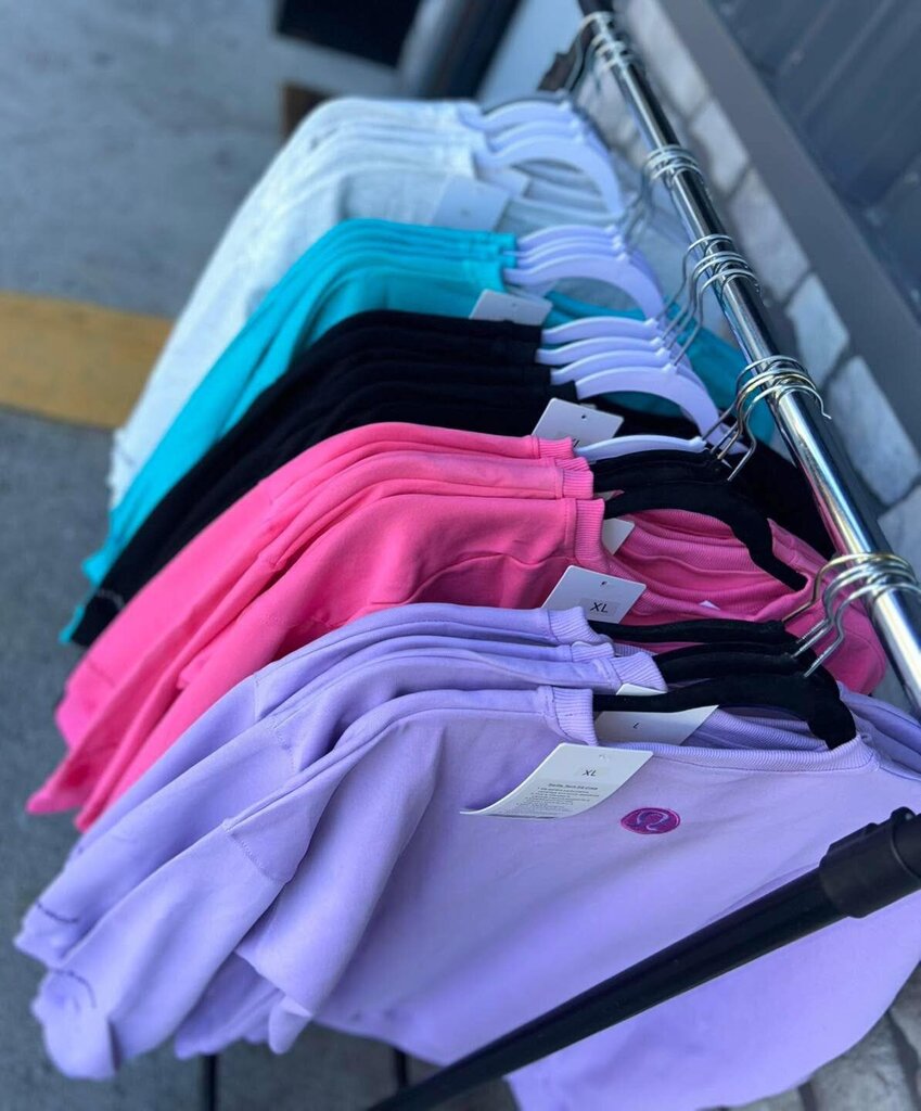Lulu Crewneck