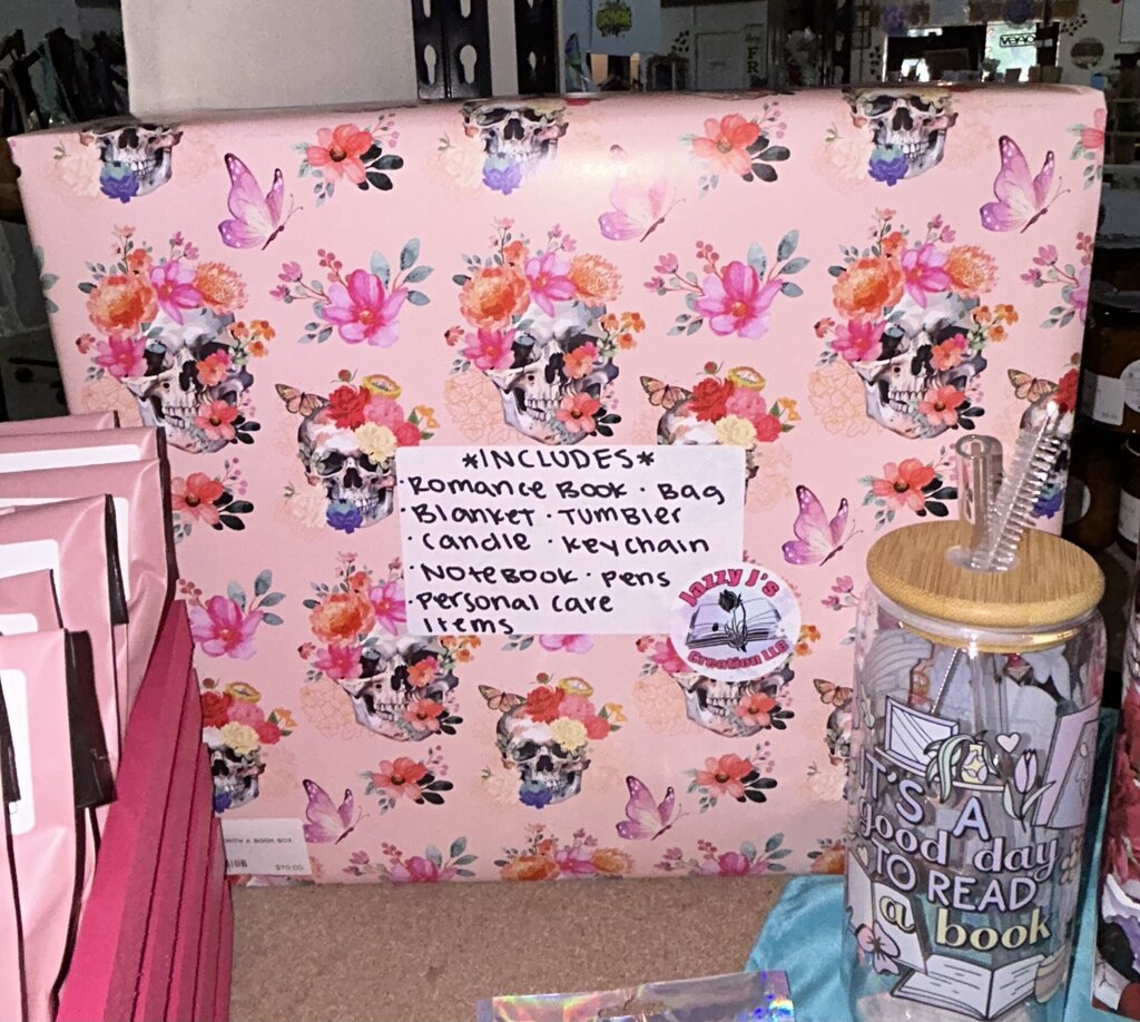 BLIND DATE WITH A BOOK BOX (PINK)