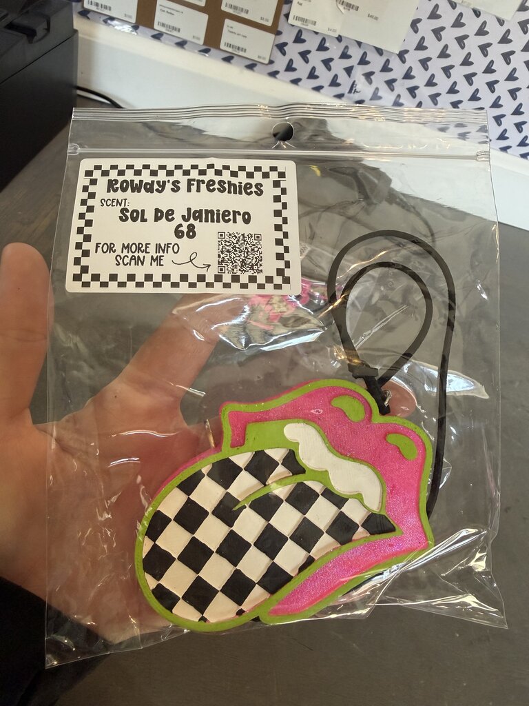 Kiss Car Freshie