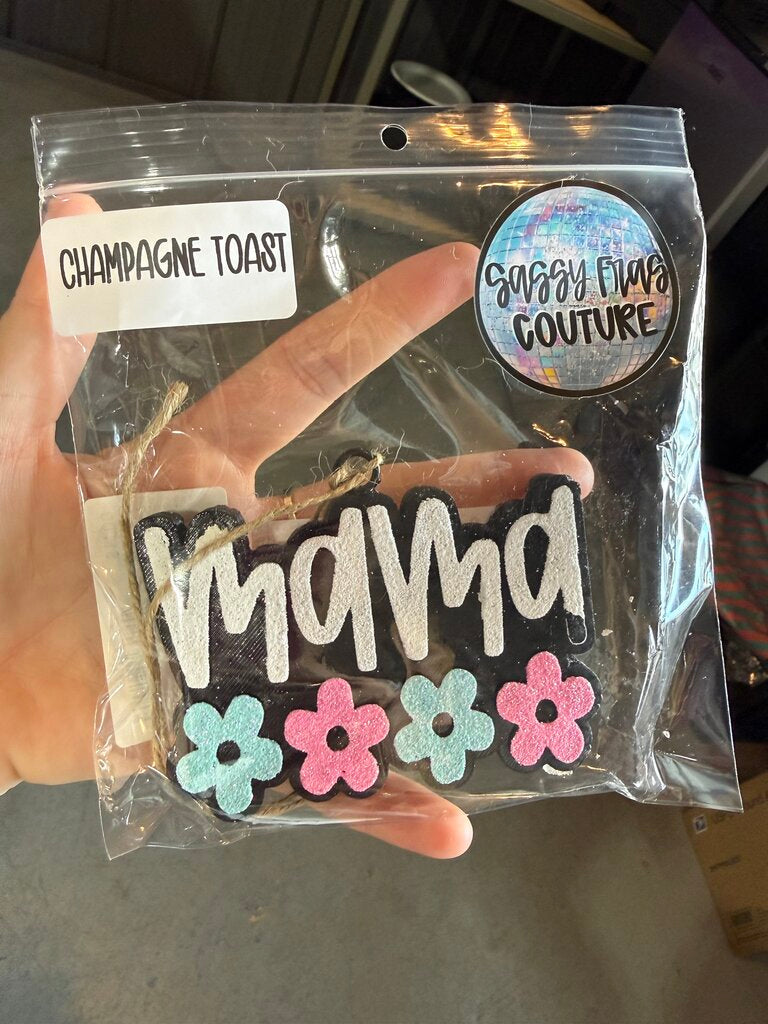 Mama w/Flowers Freshie