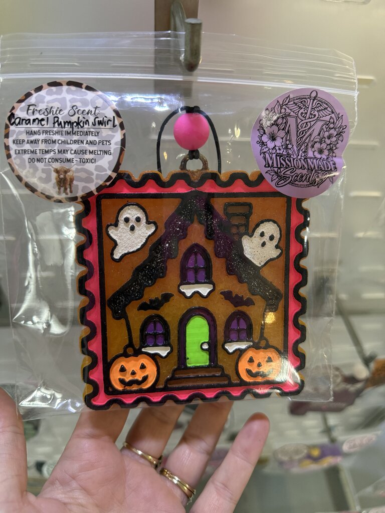 Holloween house stamp (caramel pumpkin swirl)