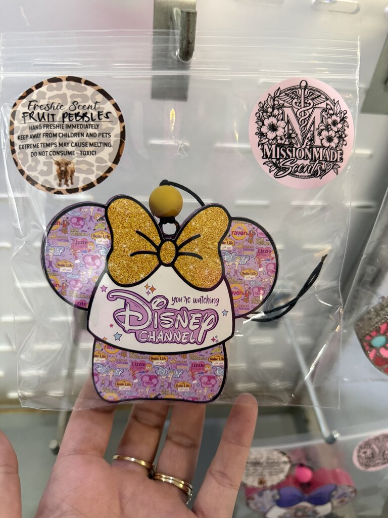 Disney pink cap cardstock (fruit pebbles)