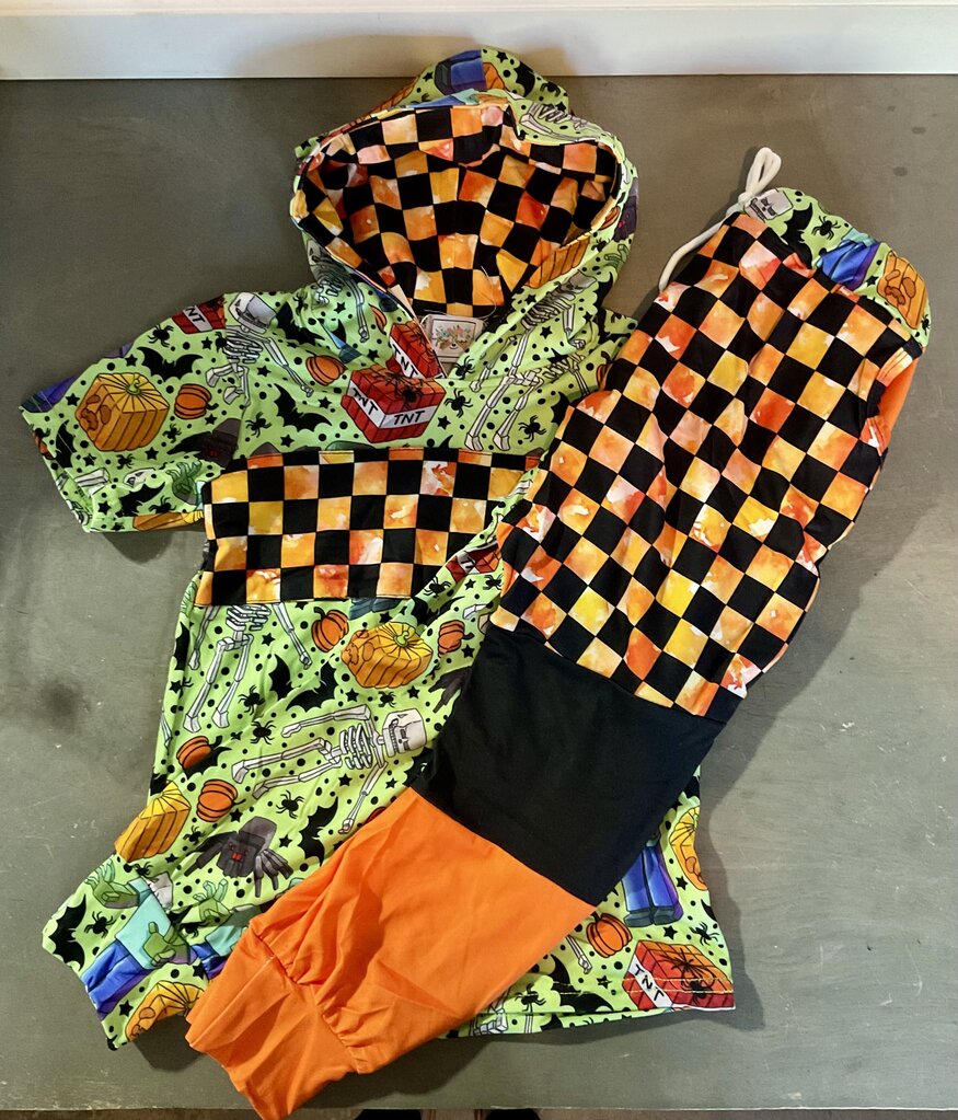 TNT Hooded Set