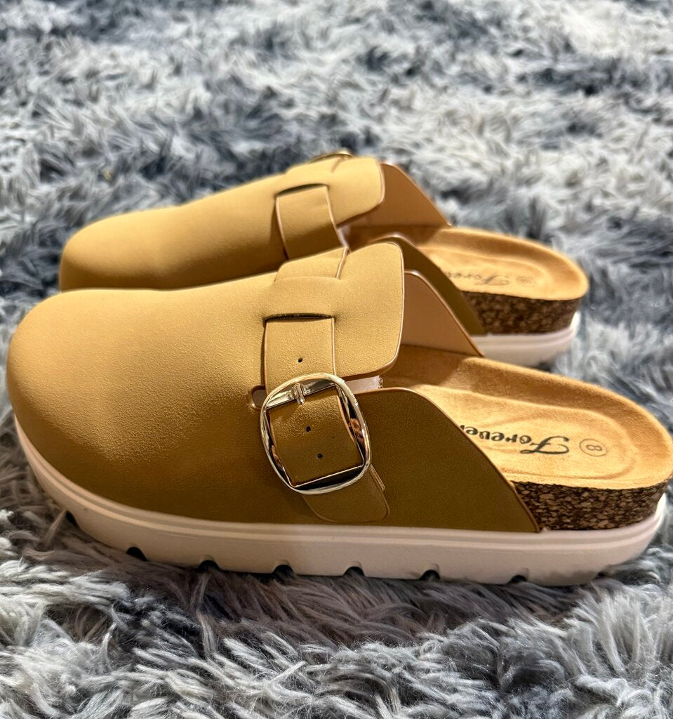 The Oaklyn Buckle Clog