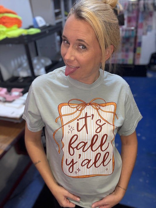 It's Fall Ya'll Graphic Top